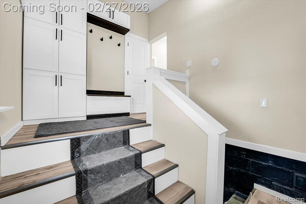 617 McKeighan Avenue, Flint, MI 48507 — Photo 25