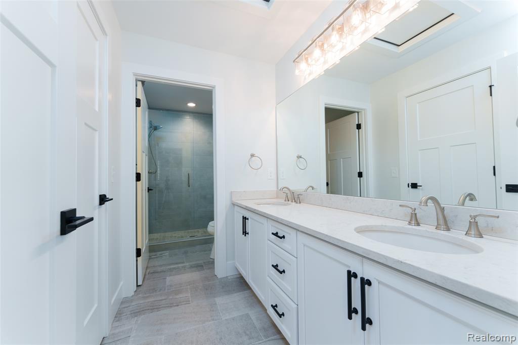 8250 Stoney Creek Drive, South Lyon, MI 48178 — Photo 33
