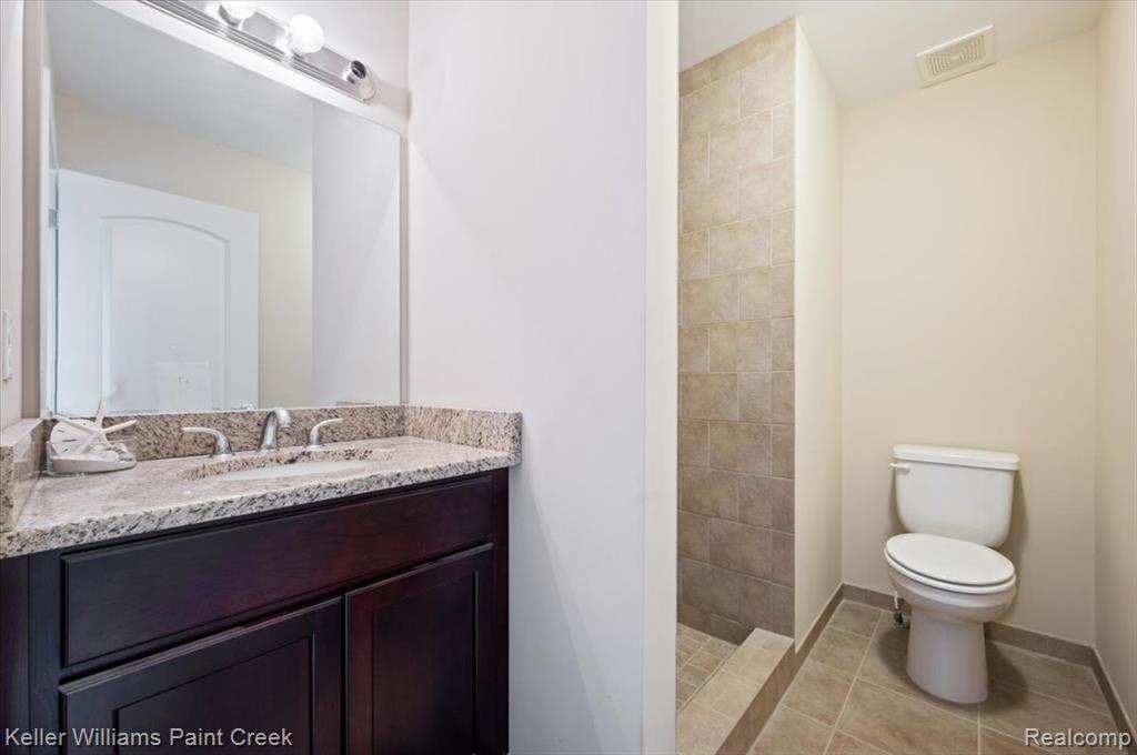 915 Harris Drive, Troy, MI 48083 — Photo 26