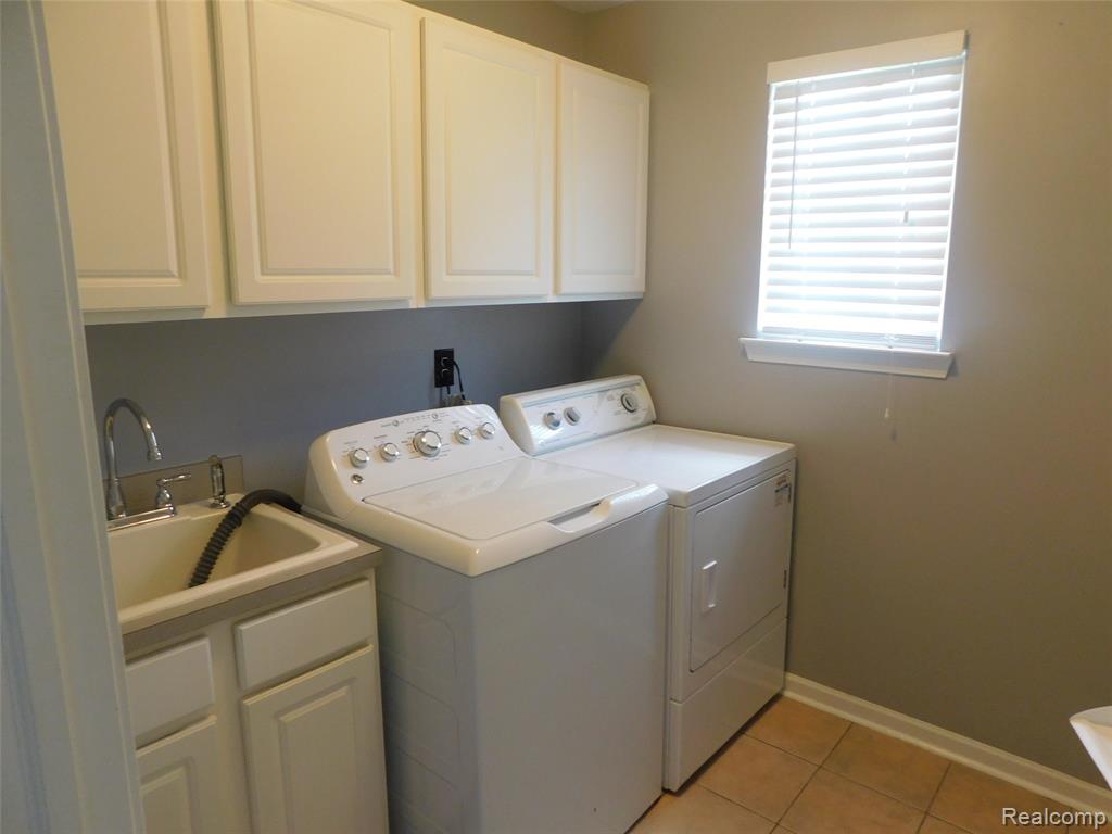 52025 HICKORY Drive, Chesterfield, MI 48047 — Photo 39