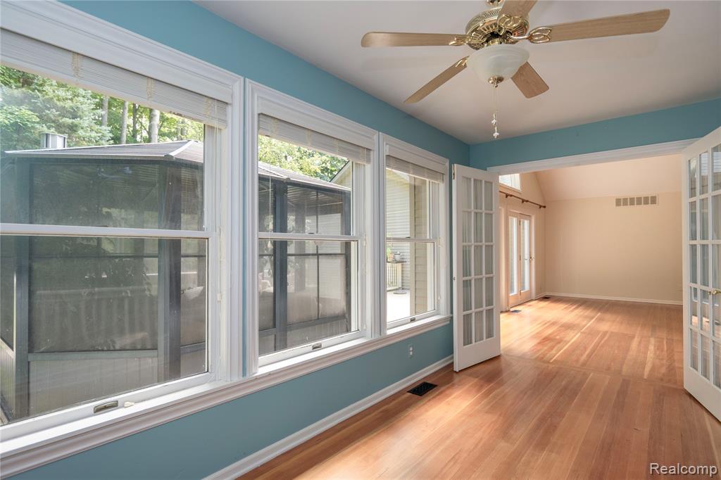 1613 Tu Van Trail, Leonard, MI 48367 — Photo 22
