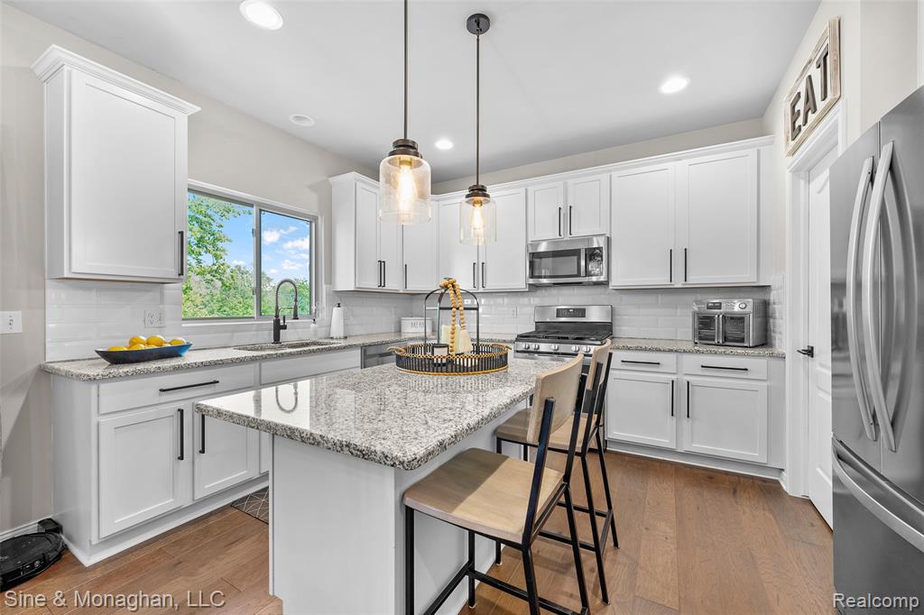 5401 Aberdeen Court, Clarkston, MI 48348 — Photo 13