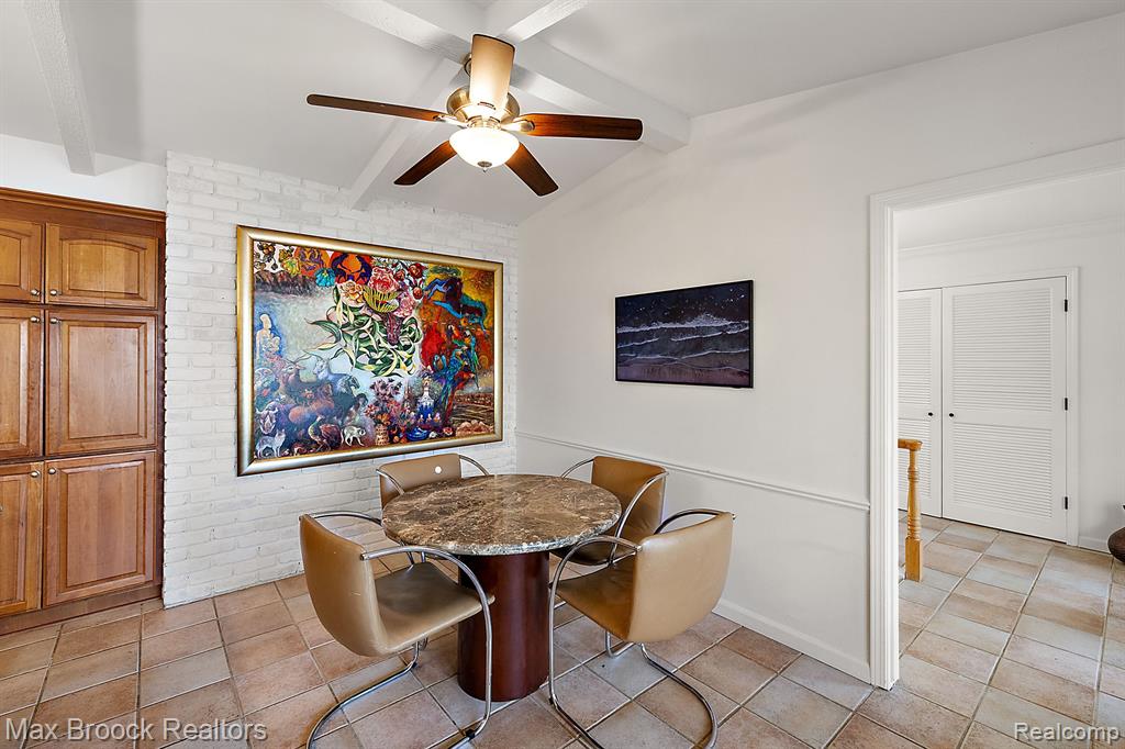 4384 SUNNINGDALE Drive, Bloomfield Hills, MI 48302 — Photo 13