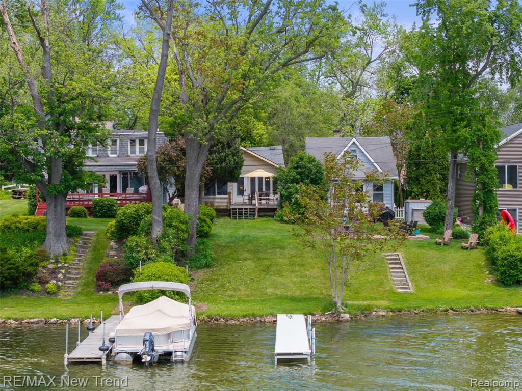 4044 Fieldview Avenue, West Bloomfield, MI 48324 — Photo 39