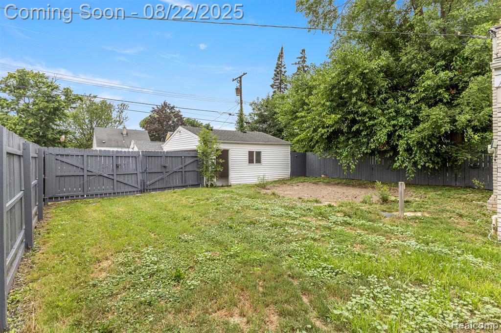 7001 Belton ST Street, Garden City, MI — Photo 36