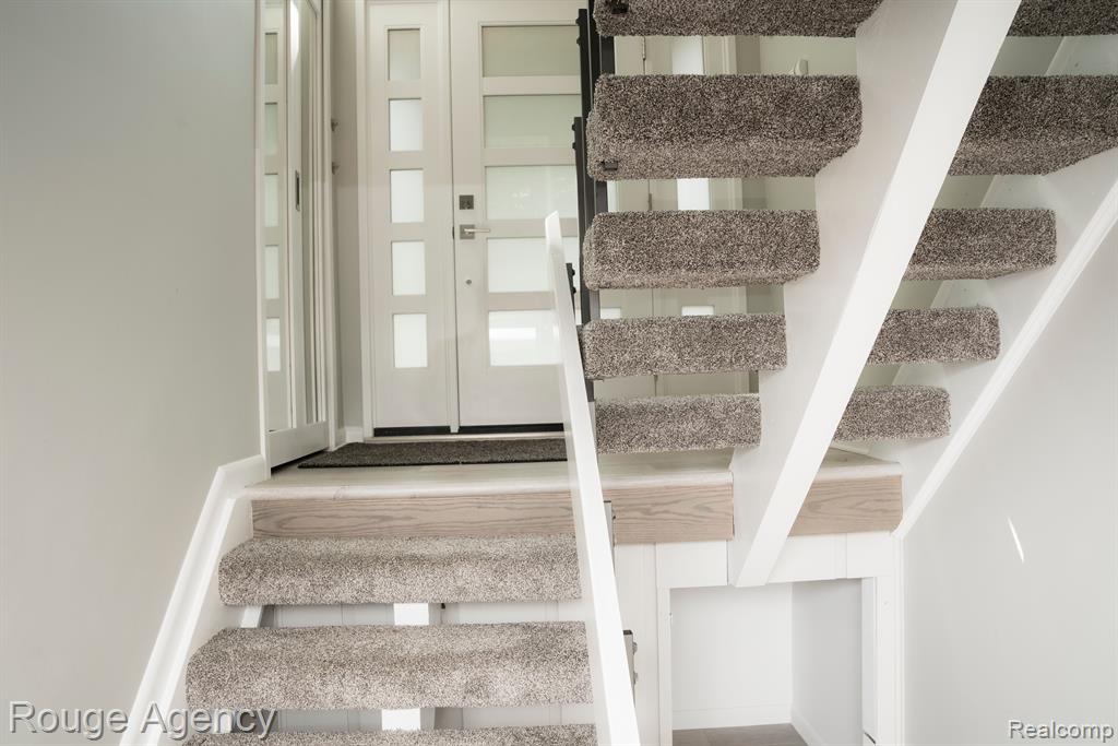 7305 SCENIC RIDGE Drive, Clarkston, MI — Photo 34