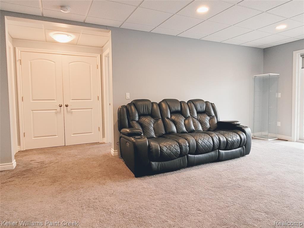 5612 Knob Hill Circle, Clarkston, MI 48348 — Photo 37