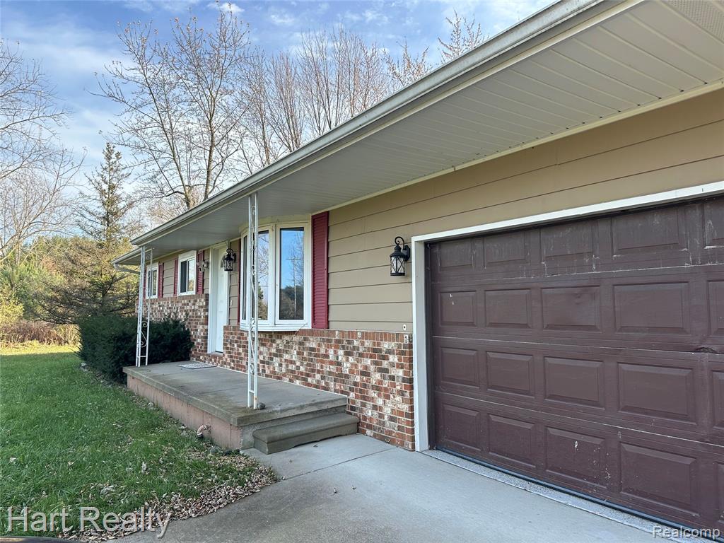 789 W Castle Road, Fostoria, MI 48435 — Photo 2