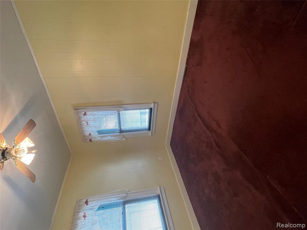 4266 Linda Court, Waterford, MI 48329 — Photo 15