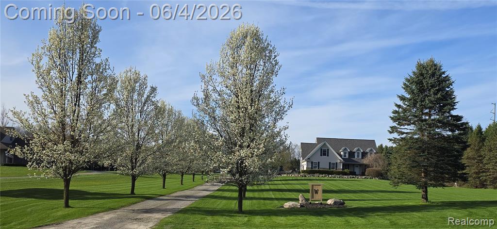 12621 Golden Oaks Drive, Milford, MI 48380 — Photo 13