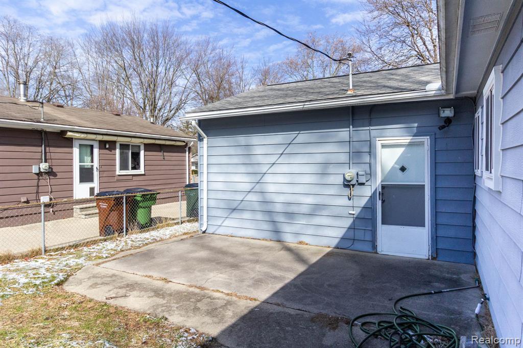 8850 Janis Street, Shelby Twp, MI 48317 — Photo 36
