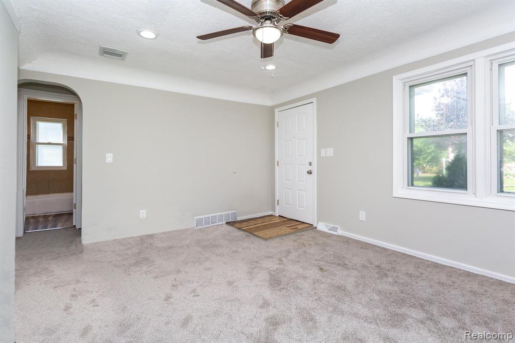 5961 McGuire Street, Taylor, MI 48180 — Photo 4