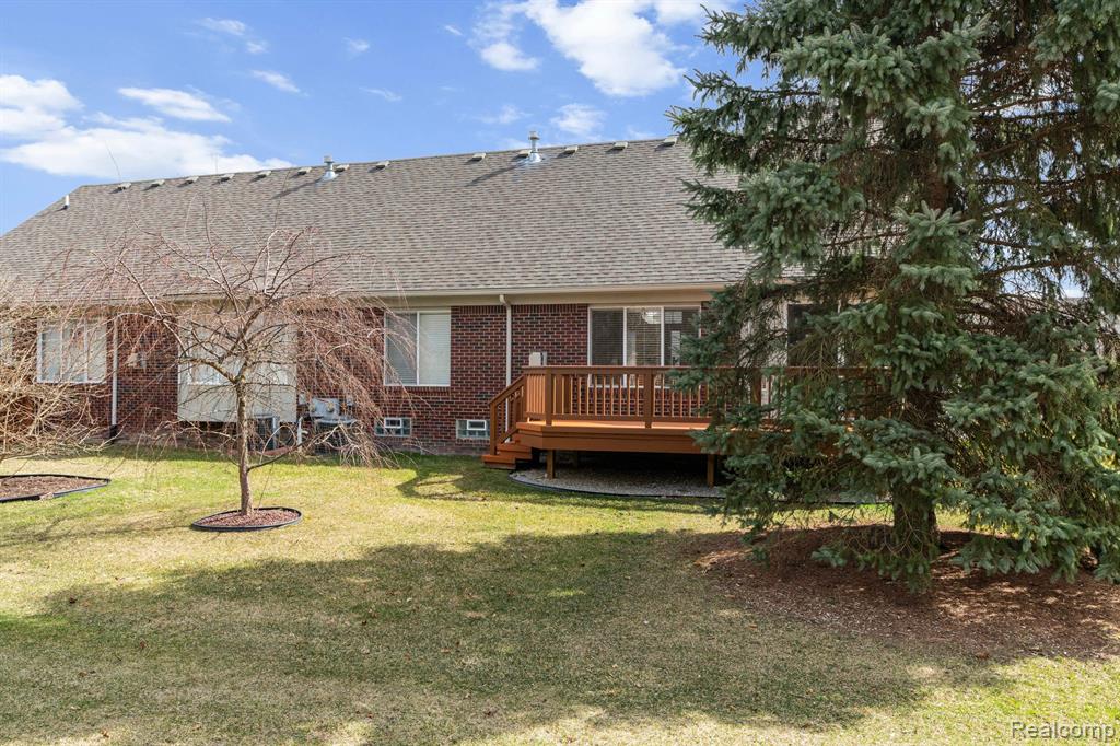 52497 WESTFIELD Drive, Macomb, MI 48042 — Photo 30