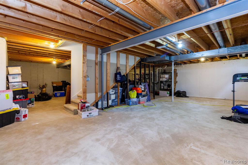 6075 Davison Road, Burton, MI 48509 — Photo 20