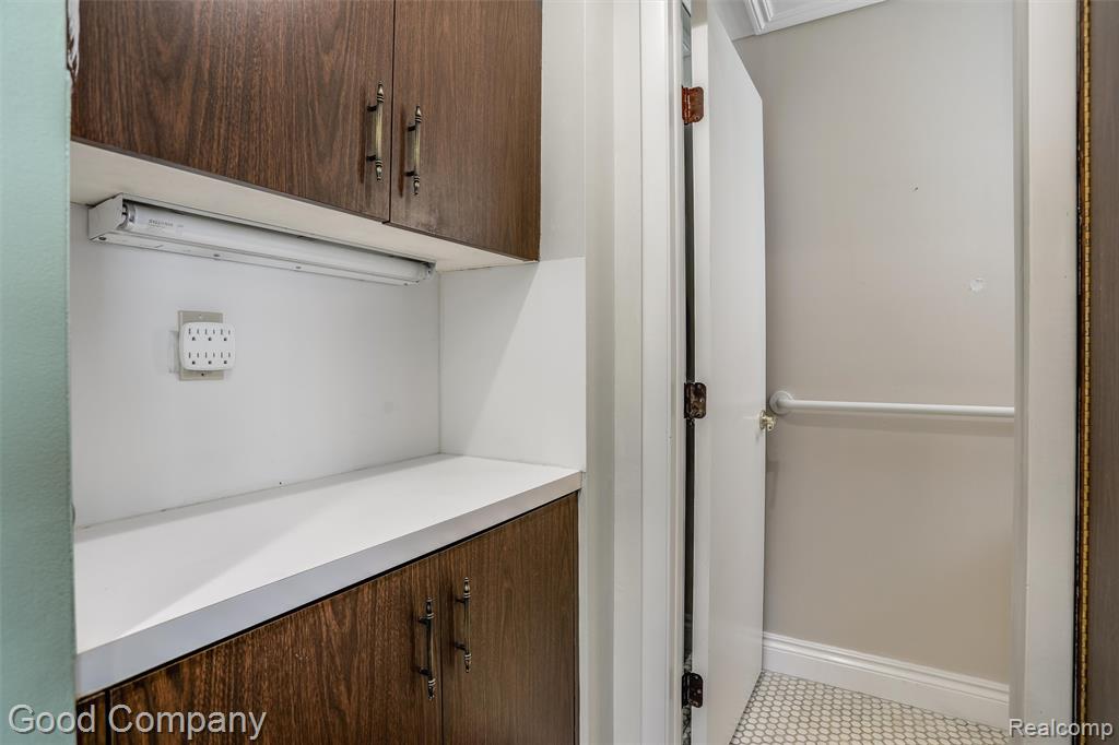 603 E Maxlow Avenue, Hazel Park, MI 48030 — Photo 13