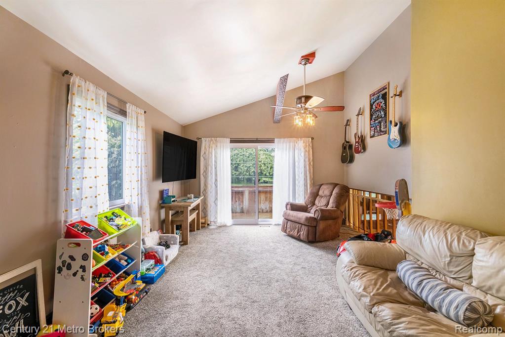 6428 W Court Street, Flint, MI 48532 — Photo 6