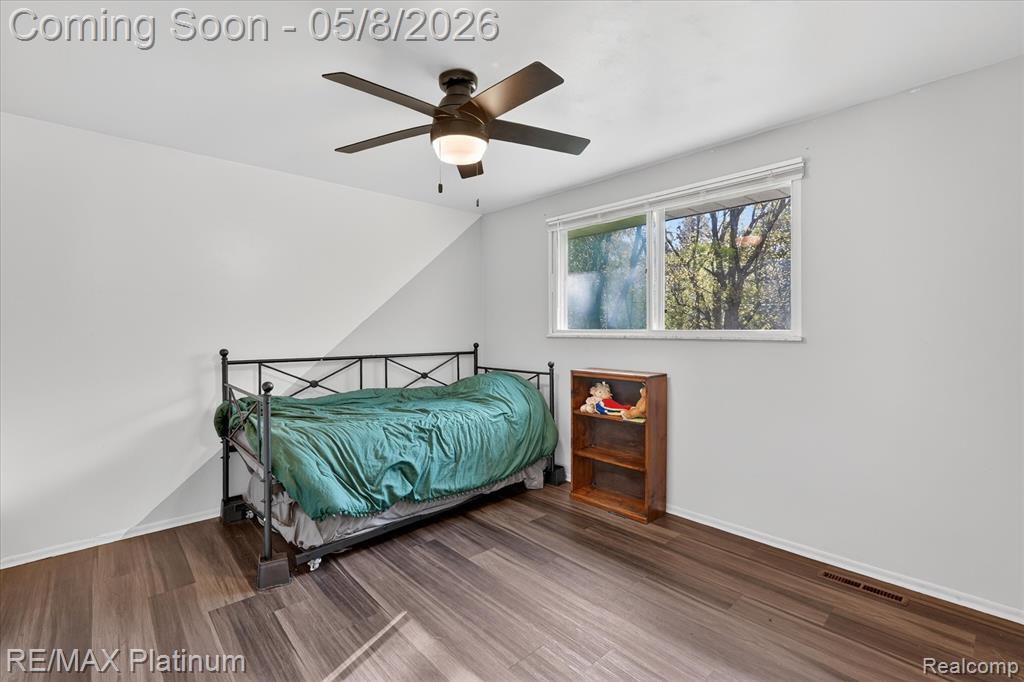 1254 Heathercrest Drive, Flint, MI 48532 — Photo 53