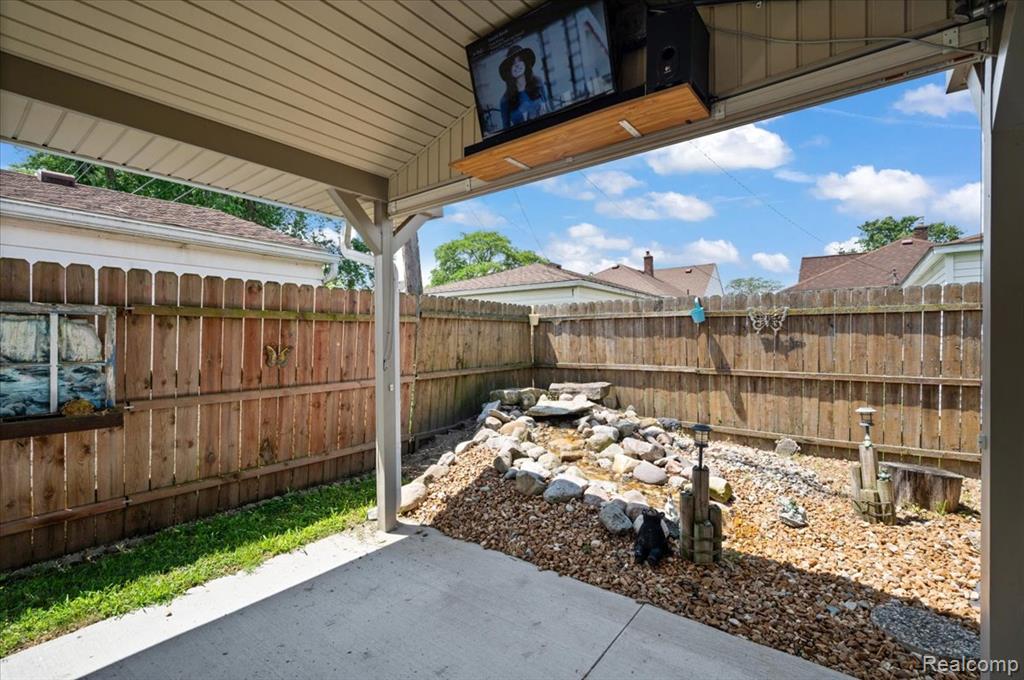 4044 18th Street, Wyandotte, MI 48192 — Photo 29