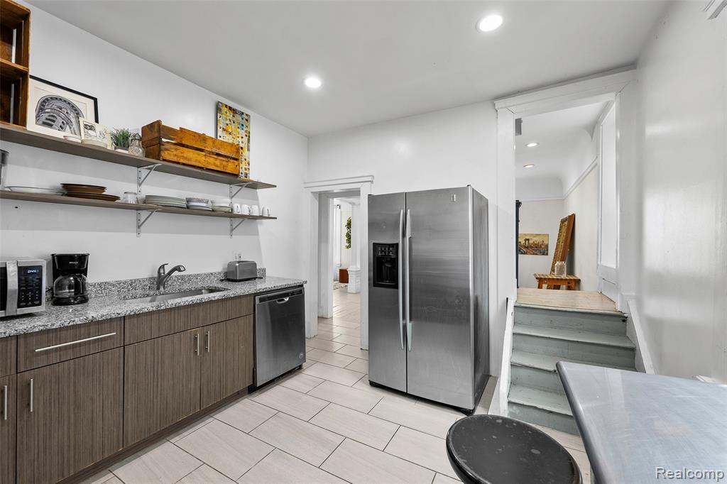 280 Hague Street, Detroit, MI 48202 — Photo 19