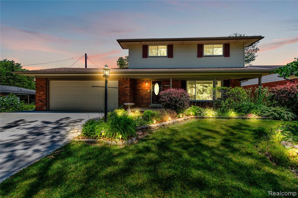 607 Ashburnham Street, Auburn Hills, MI 48326 — Photo 30