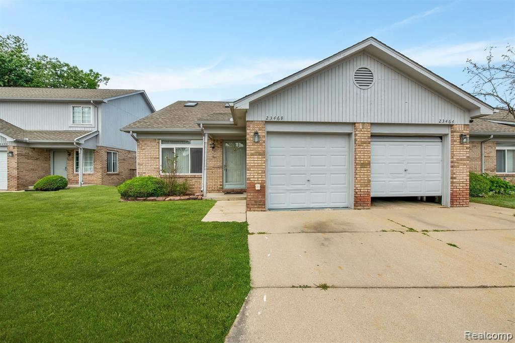 23468 STOFLET Lane, Trenton, MI 48183 — Photo 4