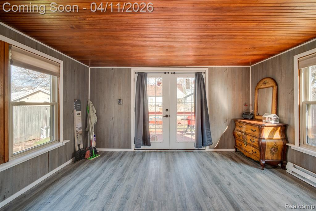 605 S Lynch Street, Flint, MI 48503 — Photo 12