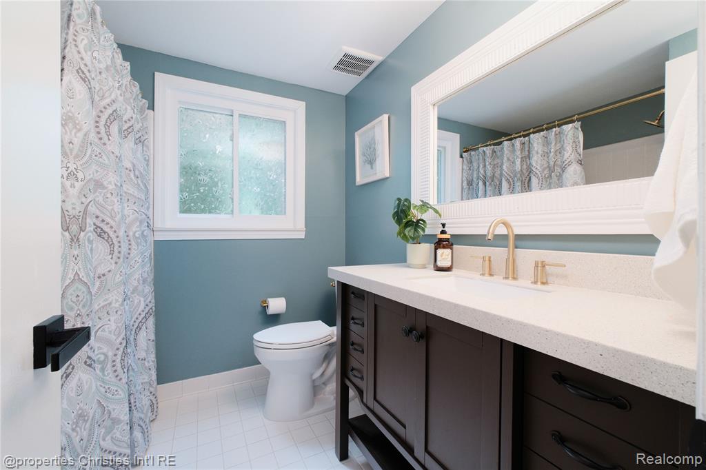 1069 Grace Court, Northville, MI 48167 — Photo 37