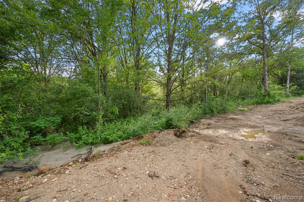 9355 Andersonville Road, Clarkston, MI — Photo 55