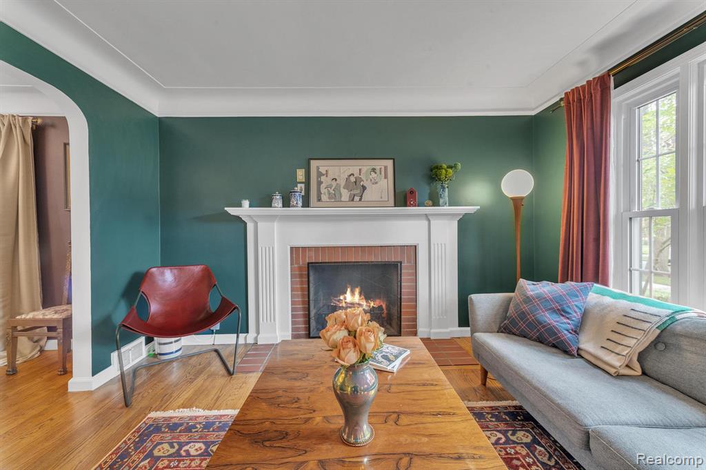 421 Maison Road, Grosse Pointe Farms, MI 48236 — Photo 9