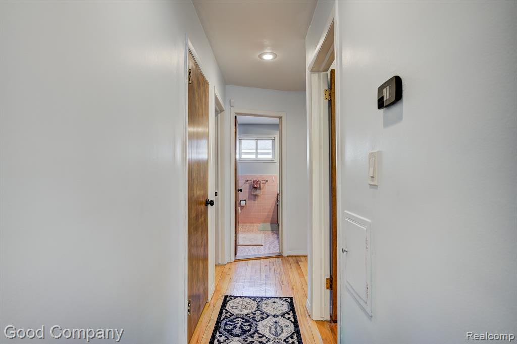 9062 SHANNON Drive, Sterling Heights, MI 48314 — Photo 14