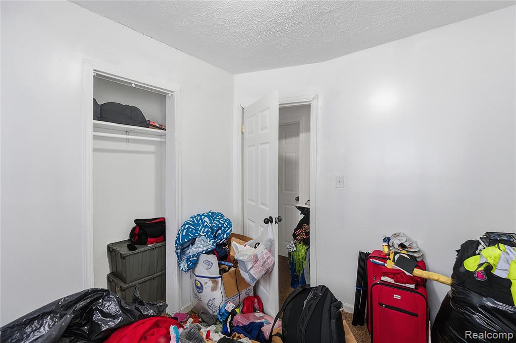 6075 Ashton Avenue, Detroit, MI 48228 — Photo 11