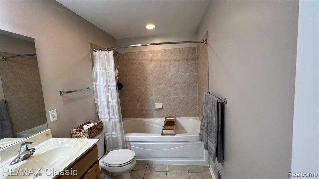 355 Red Ryder Drive, Plymouth, MI 48170 — Photo 30
