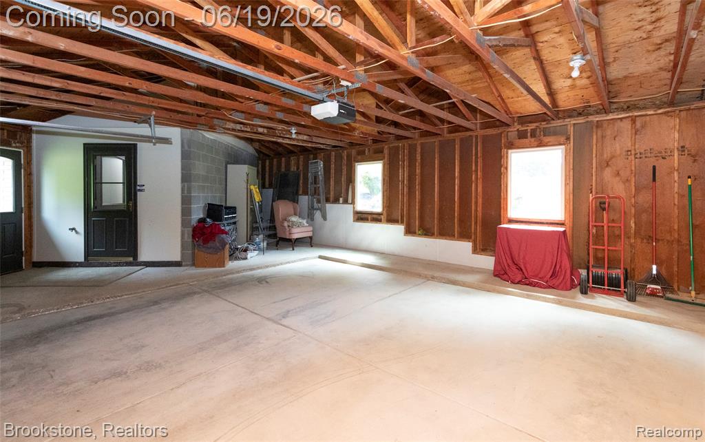 12168 CARRIAGE TRAIL Circle, Davisburg, MI 48350 — Photo 46