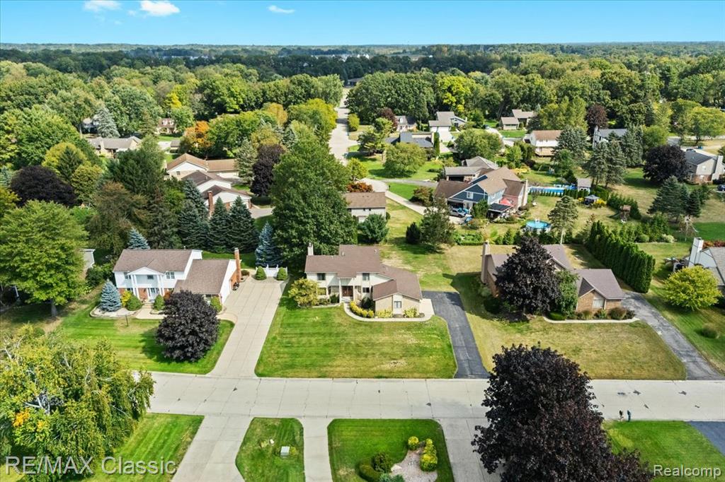 4432 Ravinewood Drive, Commerce Twp, MI 48382 — Photo 44