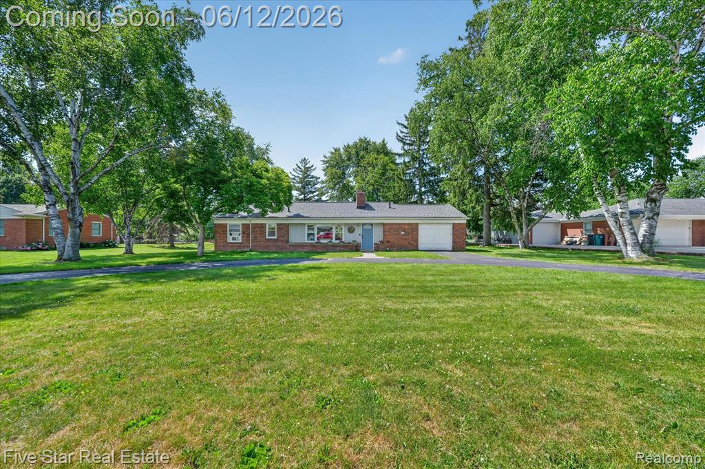 82 E Hurst Drive, Troy, MI 48085 — Photo 44