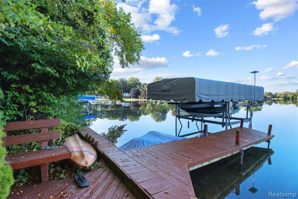 3379 Wormer Drive, Waterford, MI 48329 — Photo 31