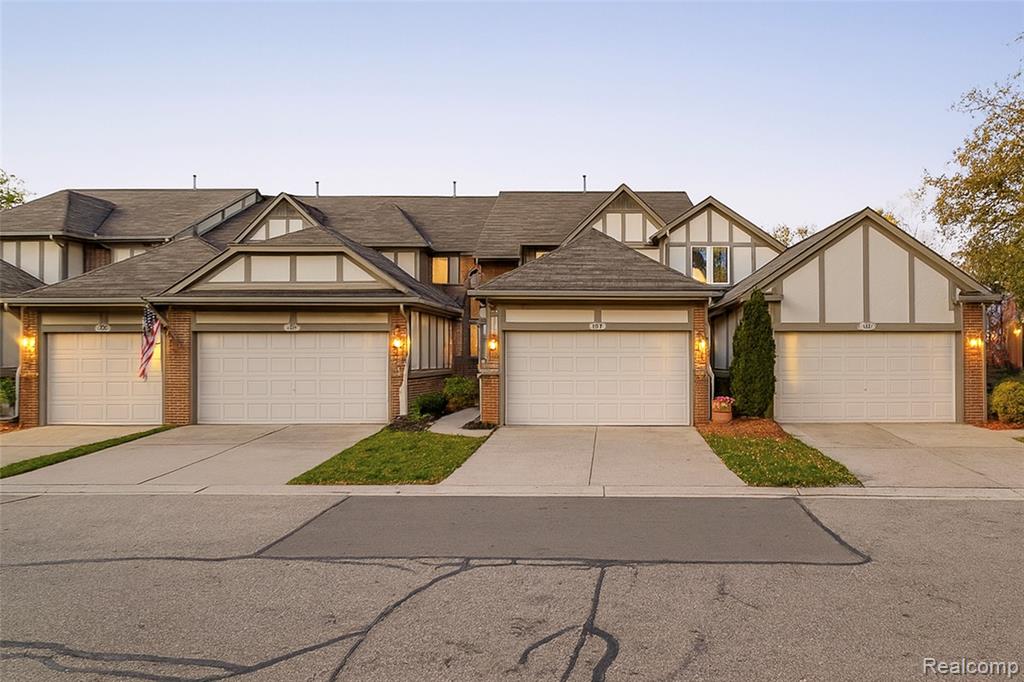 42162 Saratoga Circle, Canton, MI 48187 — Photo 3
