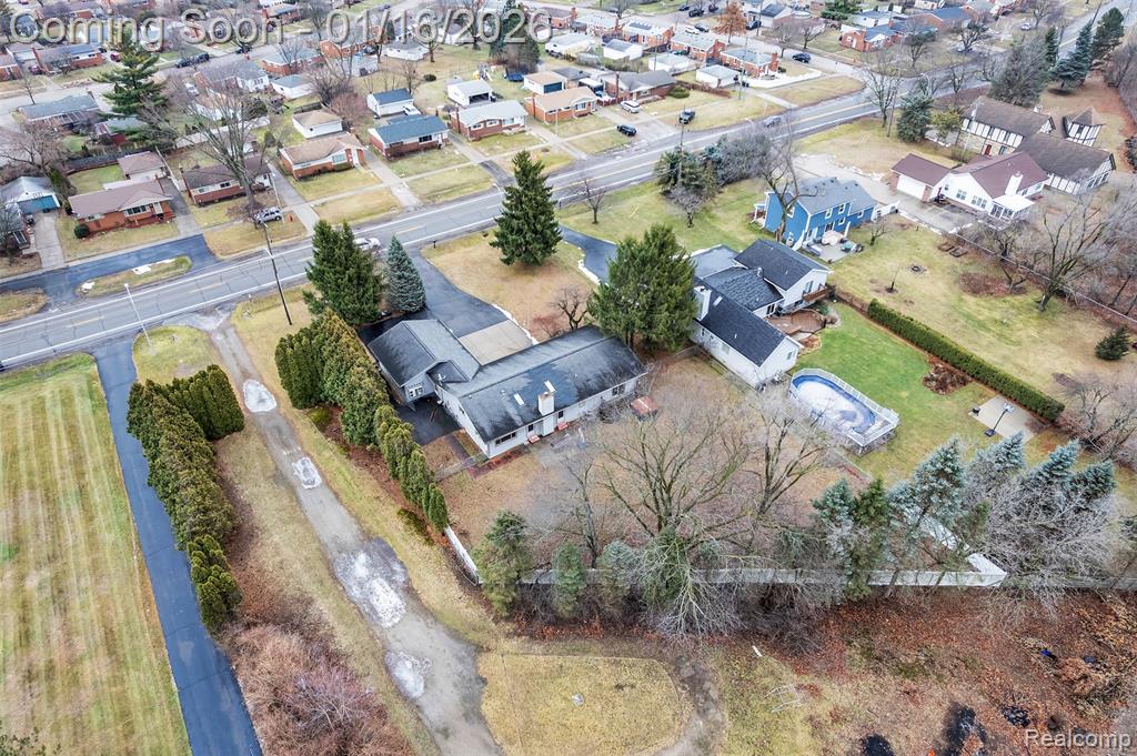 9035 Farmington Road, Livonia, MI 48150 — Photo 78