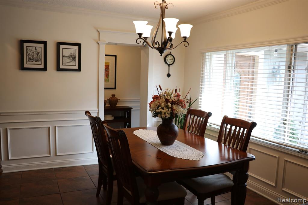 46877 W ANN ARBOR Trail, Plymouth, MI 48170 — Photo 10