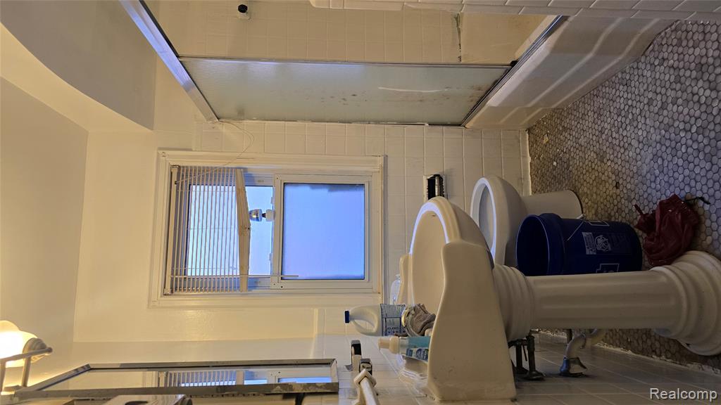 5937 Radnor Street, Detroit, MI 48224 — Photo 31