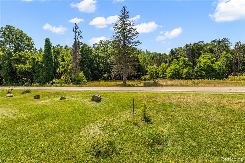 2770 Bogie Lake Road, White Lake, MI — Photo 33