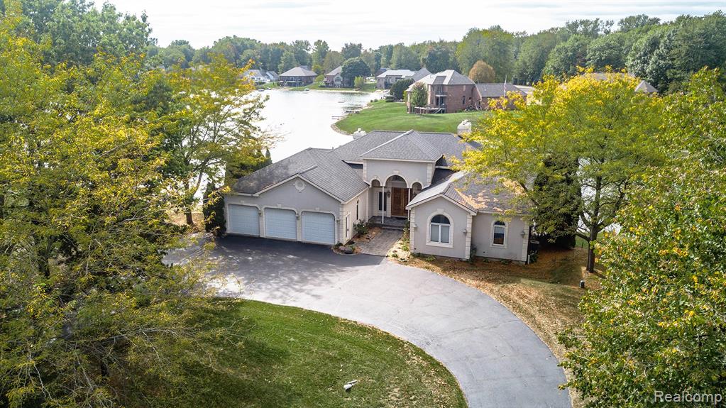 68373 Lake Angela Pointe, Richmond, MI 48062 — Photo 35