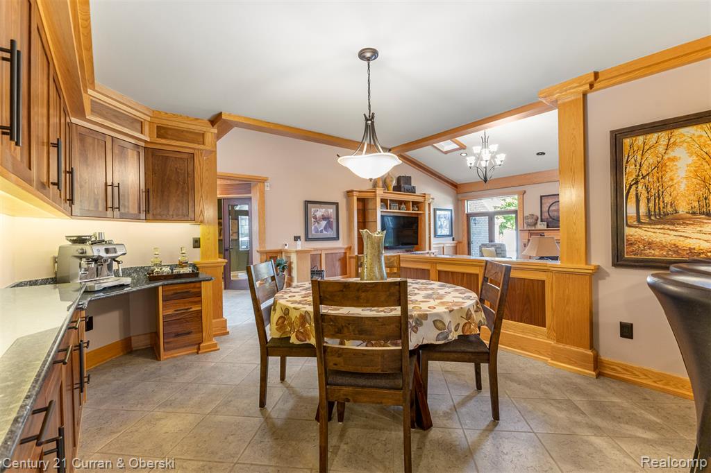 42049 Farm Lane Court, Sterling Heights, MI 48313 — Photo 18
