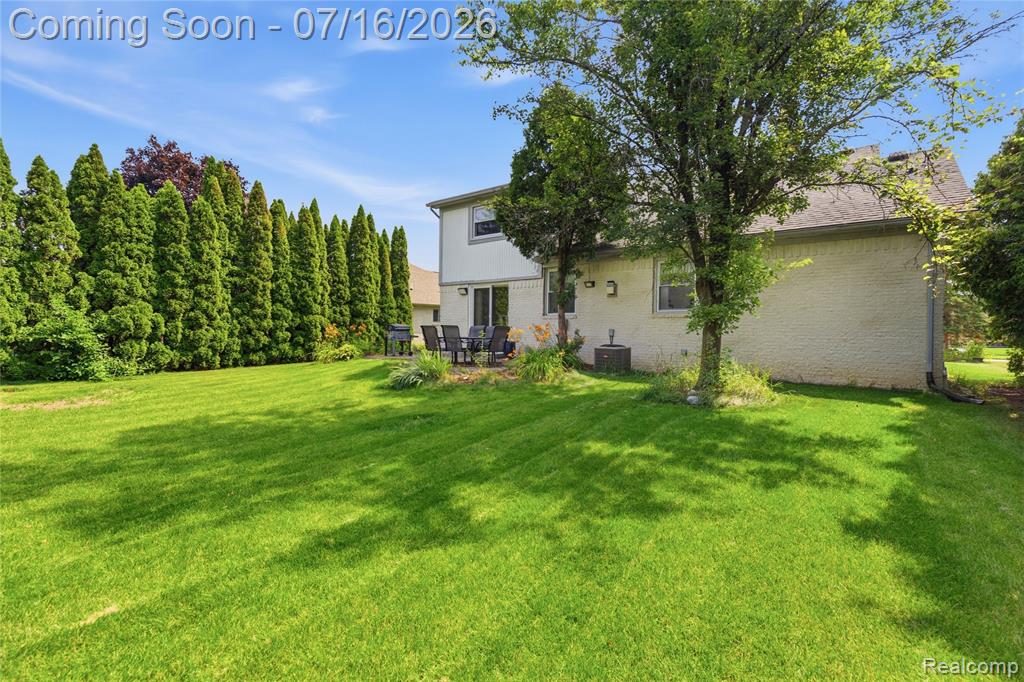 52279 Matterhorn Drive, Macomb, MI 48042 — Photo 34