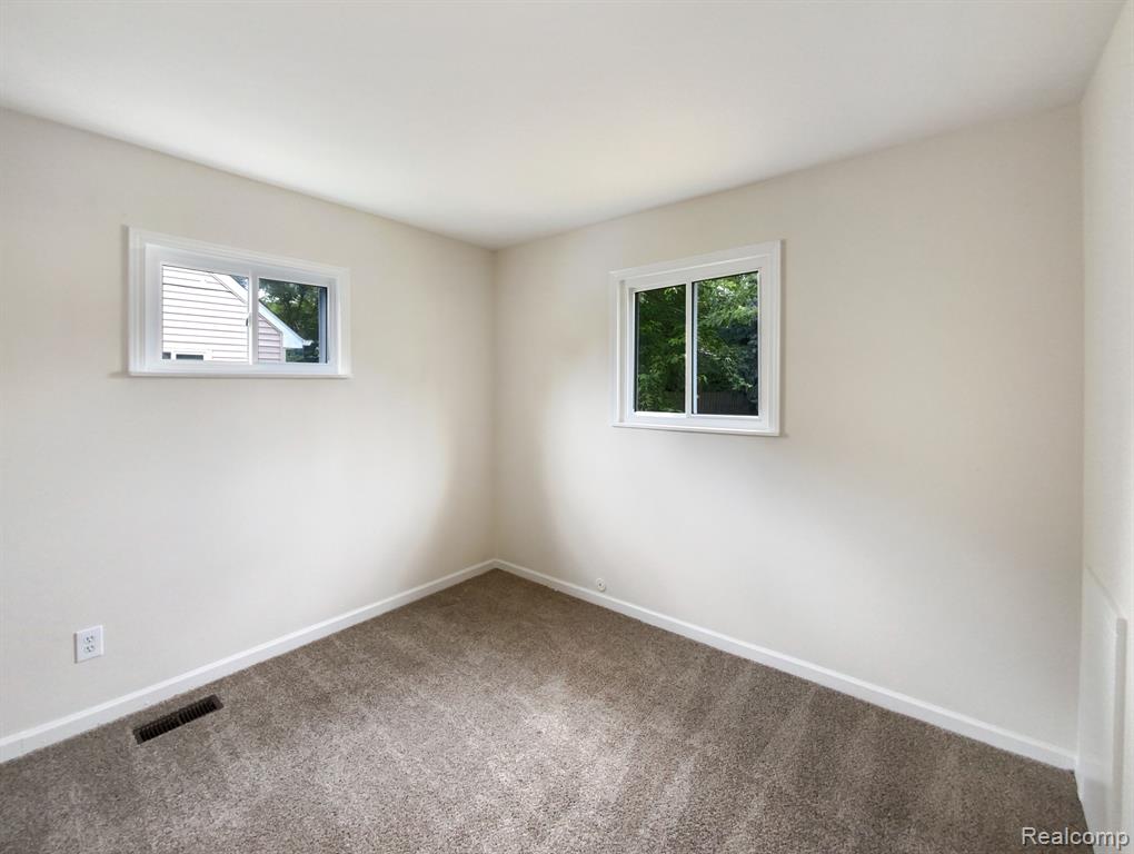 1281 CANDLEWOOD Lane, Ypsilanti, MI 48198 — Photo 3