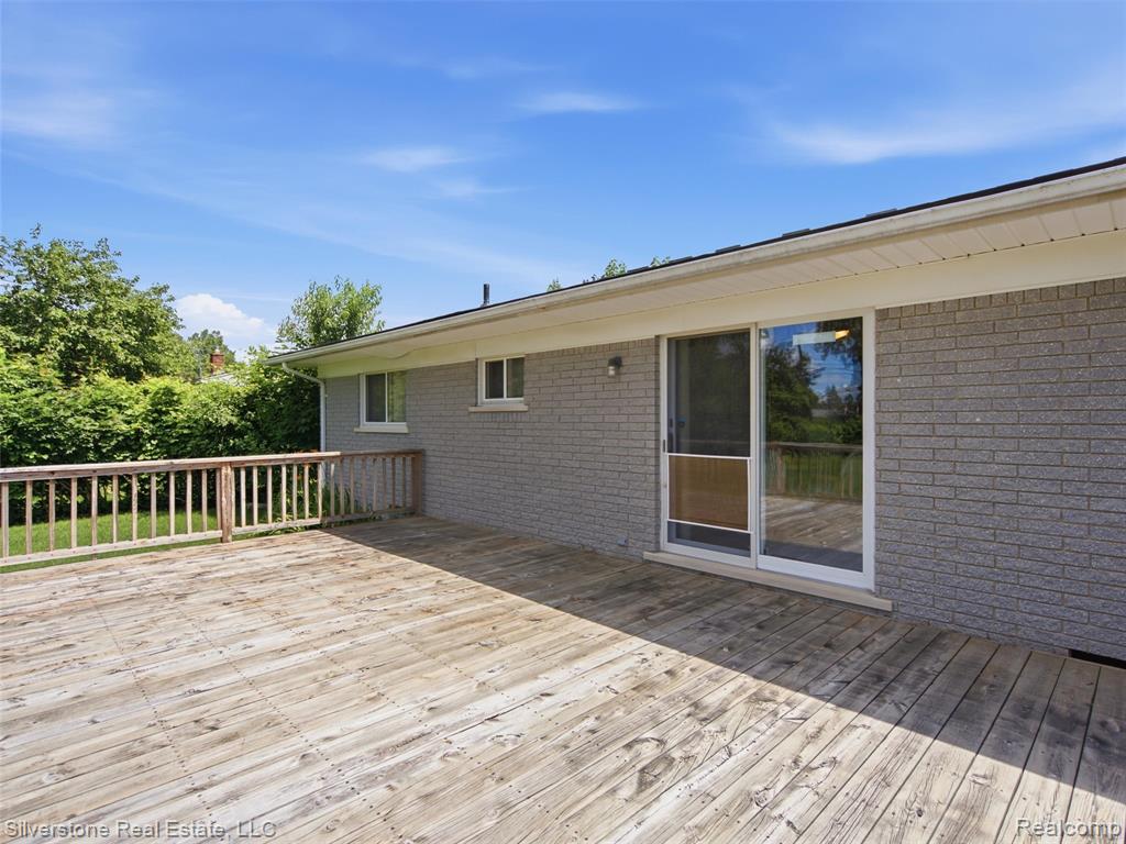 50628 Linda Lane, Utica, MI 48317 — Photo 6
