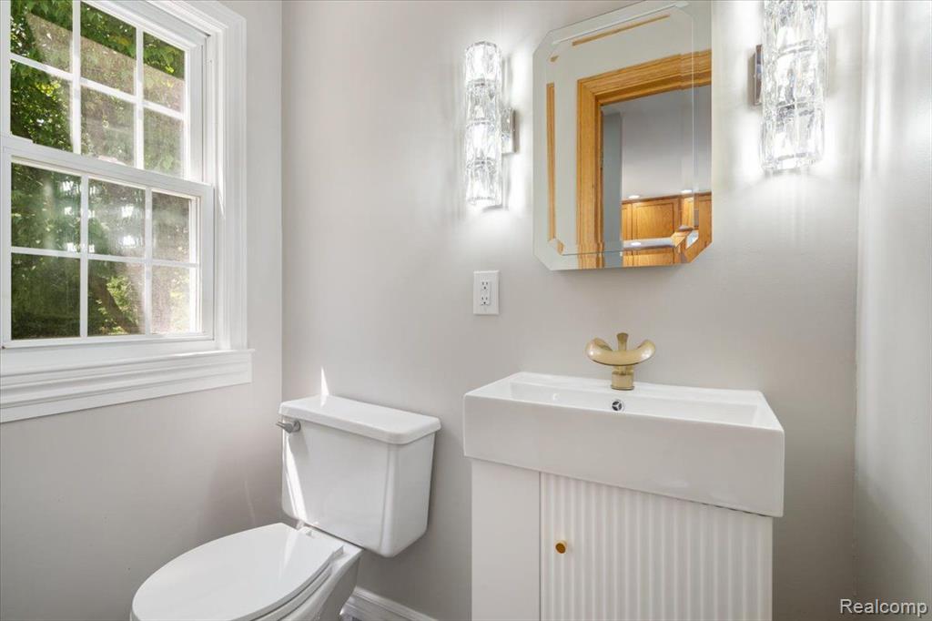 79 WENONAH Drive, Pontiac, MI 48341 — Photo 22
