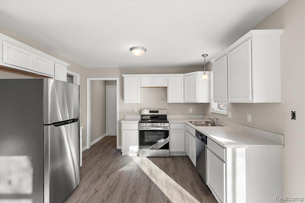 927 Alan Drive, Lake Orion, MI 48362 — Photo 15