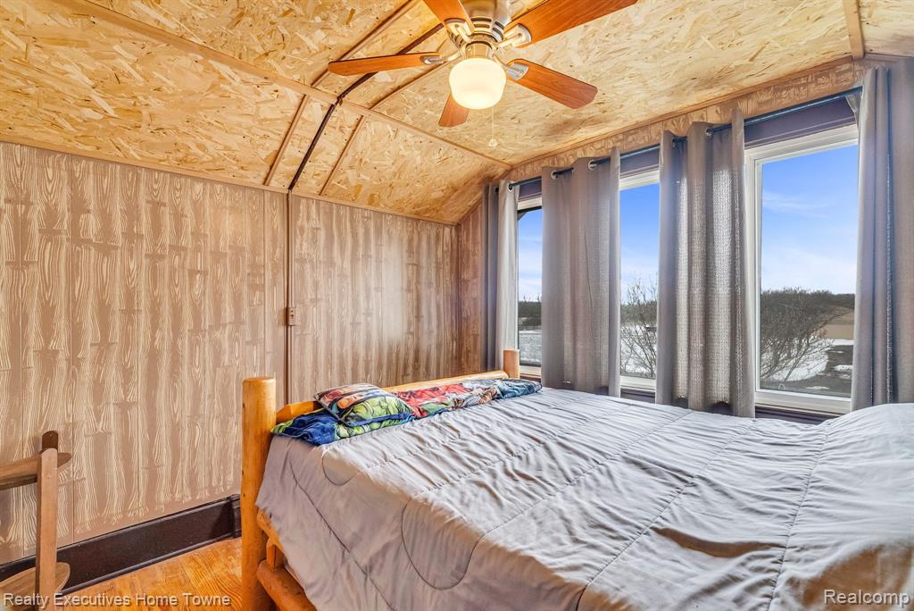 5086 STATE Road, Fort Gratiot, MI 48059 — Photo 25