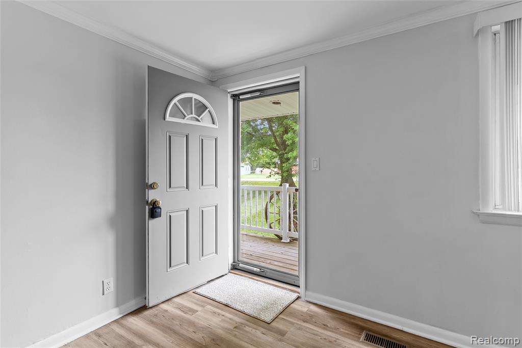 11413 Berkshire Drive, Clio, MI 48420 — Photo 5